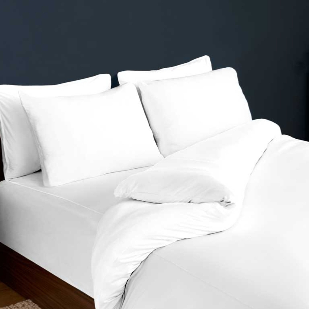 Elegant White Bedding Sheet Set